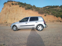 voitures-renault-clio-2-2006-extreme-dahra-chlef-algerie