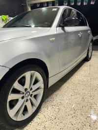 سيارات-bmw-serie-1-2006-sport-البليدة-الجزائر