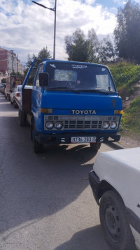 camion-toyota-b30-1983-tizi-ouzou-algerie