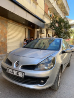 voitures-renault-clio-3-2007-les-eucalyptus-alger-algerie