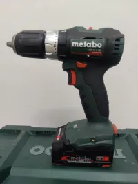 Perceuse visseuse à percussion METABO 18V Brushless 