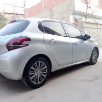 voitures-peugeot-208-2015-allure-facelift-ain-temouchent-algerie