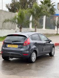 voitures-ford-fiesta-2013-birtouta-alger-algerie