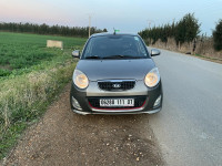 voitures-kia-picanto-2011-fany-el-karimia-chlef-algerie