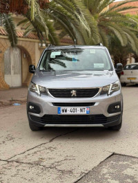 voitures-peugeot-partner-2022-tlemcen-algerie