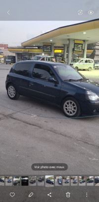 voitures-renault-clio-2-2002-el-milia-jijel-algerie