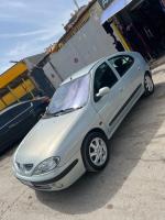 citadine-renault-megane-1-2000-constantine-algerie