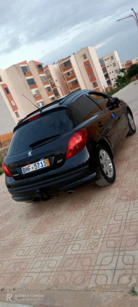 voitures-peugeot-207-2009-allure-souk-ahras-algerie