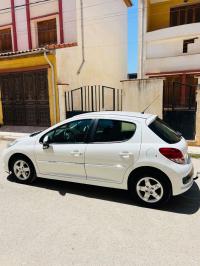 سيارات-peugeot-207-2012-البليدة-الجزائر