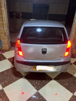 voitures-hyundai-i10-2010-khemis-miliana-ain-defla-algerie