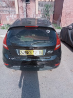 voitures-ford-fiesta-2012-rouiba-alger-algerie