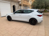 voitures-seat-leon-2020-fr-hybride-tlemcen-algerie