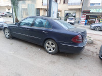 voitures-mercedes-classe-e-2002-elegance-bouzareah-alger-algerie