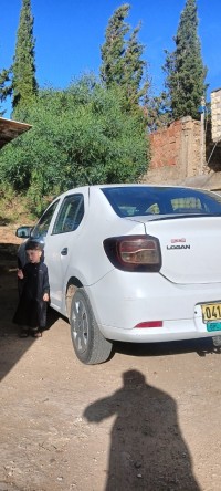 سيارات-dacia-logan-2014-مازونة-غليزان-الجزائر