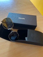 lunettes-de-soleil-hommes-marque-prada-alger-centre-algerie