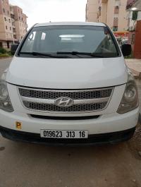 سيارات-hyundai-h1-2013-vitre-6-places-البرواقية-المدية-الجزائر