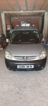 سيارات-peugeot-partner-2008-برباشة-بجاية-الجزائر