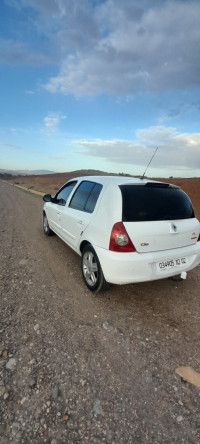 voitures-renault-clio-campus-2012-extreme-el-karimia-chlef-algerie