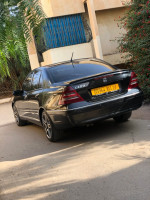 voitures-mercedes-classe-c-2003-220-exclusive-mostaganem-algerie