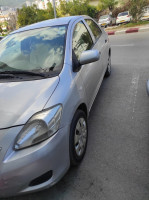 voitures-toyota-yaris-sedan-2013-annaba-algerie