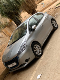 voitures-peugeot-208-2013-access-mansourah-tlemcen-algerie