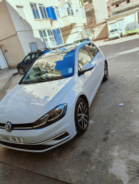 voitures-volkswagen-golf-7-2018-confortline-chelghoum-laid-mila-algerie