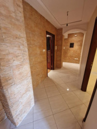 appartement-vente-f4-alger-el-harrach-algerie