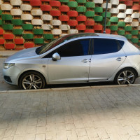 voitures-seat-ibiza-2011-loca-douaouda-tipaza-algerie