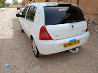 voitures-renault-clio-campus-2015-biskra-algerie