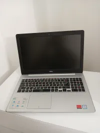 Dell Inspiron 5570 I5 8250U RAM 8GB SSD 256GB AMD RADEON 530 2GB 