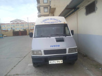 fourgon-iveco-1996-meftah-blida-algerie