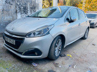 voitures-peugeot-208-2015-allure-mila-algerie