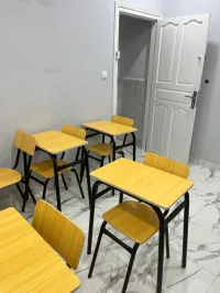 Table scolaire avec chaise 
