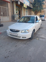 berline-hyundai-accent-2015-gls-bordj-bou-arreridj-algerie