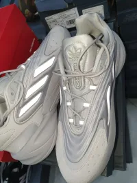 Adidas original OZELIA