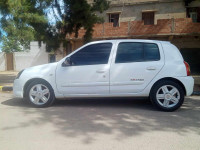 voitures-renault-clio-campus-2012-bye-ain-defla-algerie