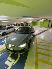 سيارات-volkswagen-golf-8-2025-r-line-الرغاية-الجزائر