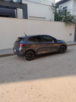 voitures-renault-clio5-2022-antonius-hussein-dey-alger-algerie