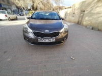 voitures-kia-cerato-2014-djelfa-algerie