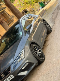 voitures-seat-leon-2018-fr-sound-djelfa-algerie