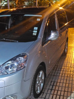 voitures-peugeot-partner-2010-tepee-el-eulma-setif-algerie