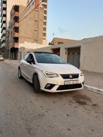 voitures-seat-ibiza-2019-itech-plus-es-senia-oran-algerie