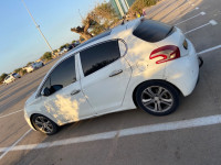 voitures-peugeot-208-2013-allure-dar-el-beida-alger-algerie