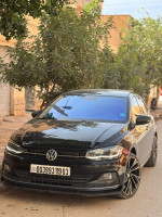 voitures-volkswagen-polo-2019-carat-laghouat-algerie