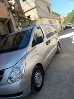 utilitaire-hyundai-h1-2015-vitre-12-places-larbaa-blida-algerie