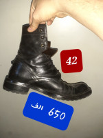 bottes-boots-42-rangers-cuir-original-mila-algerie