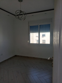 appartement-location-f3-alger-el-harrach-algerie