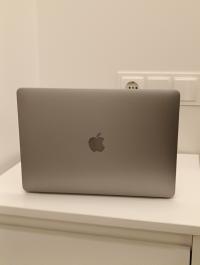ماك-بوك-macbook-air-2019-سكيكدة-الجزائر