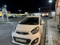 سيارات-kia-picanto-2013-دار-البيضاء-الجزائر