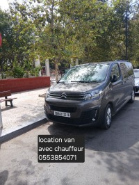 نقل-و-ترحيل-location-van-9-places-avec-chauffeur-الجزائر-وسط